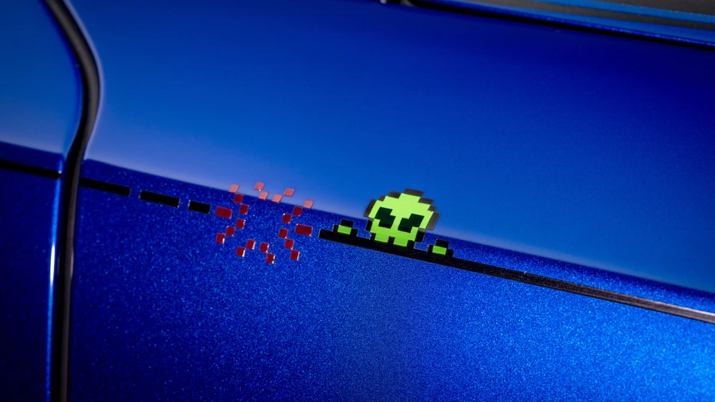 Rolls-Royce Black Badge Ghost Gamer