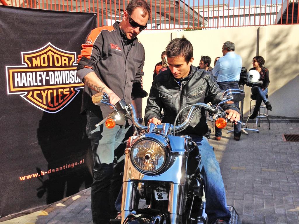 JumpStart El sueño de manejar una HarleyDavidson