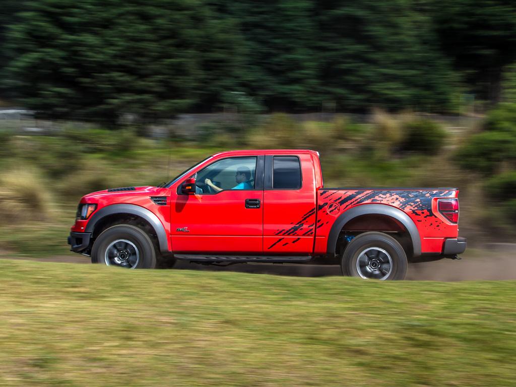 Prueba Ford F150 Raptor SVT