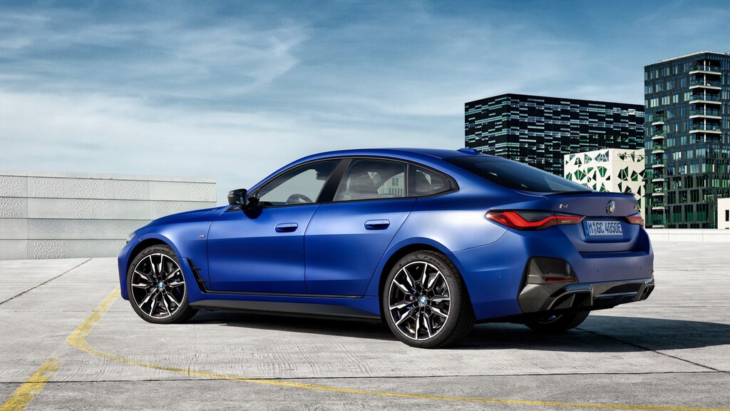 BMW i4 M50 - Autocosmos.com