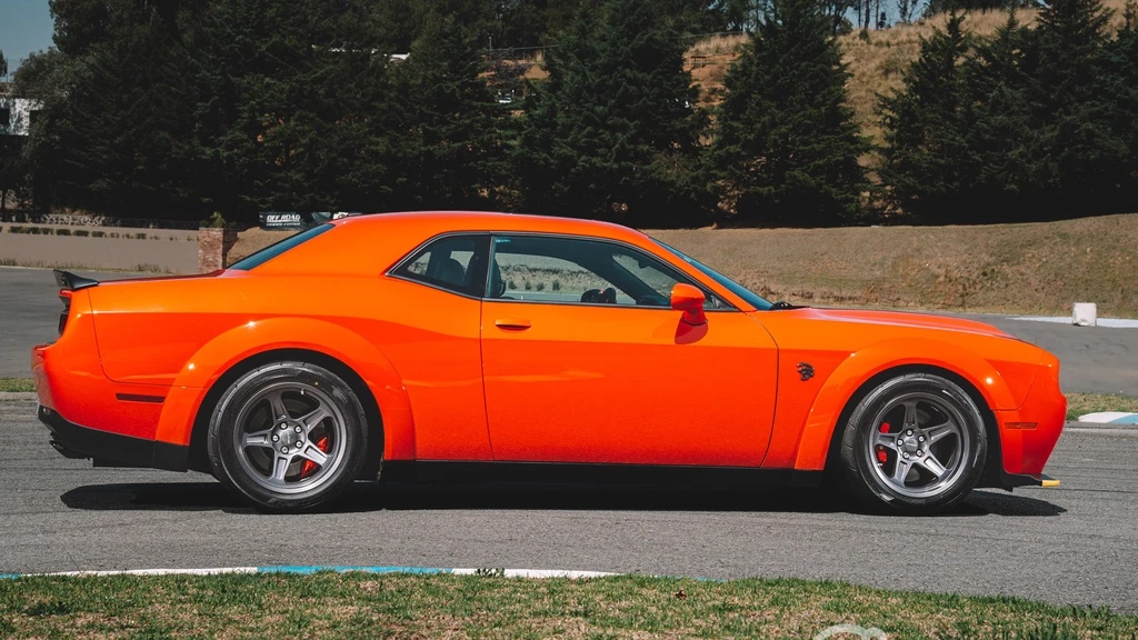 Dodge Challenger Srt Super Stock 2022 A Prueba