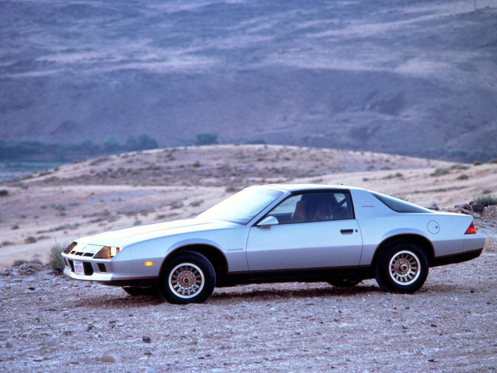 Chevrolet Camaro - Tercera Generación (1982-1992) 