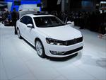 Volkswagen Passat EU 2012 en Detroit 2011
