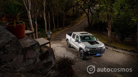 Chevrolet Cheyenne ZR2 2022 a prueba
