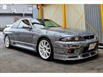 Nissan GT-R R33 tatuado
