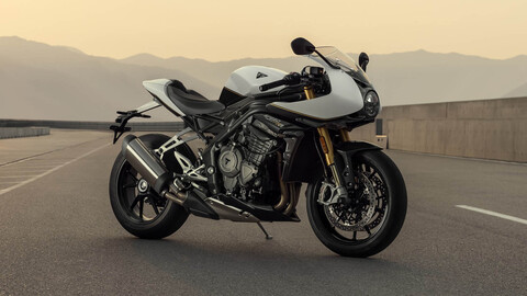 Triumph Speed Triple 1200 RR 2022