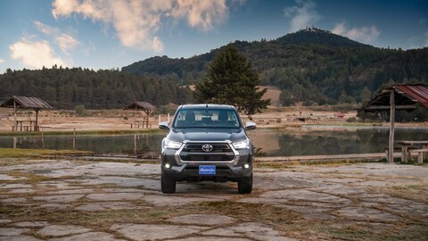 Toyota Hilux 2021