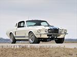 Shelby GT500 Super Snake 1967 de USD $1.3 millones