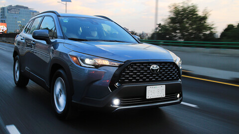 Toyota Corolla Cross 2022, prueba
