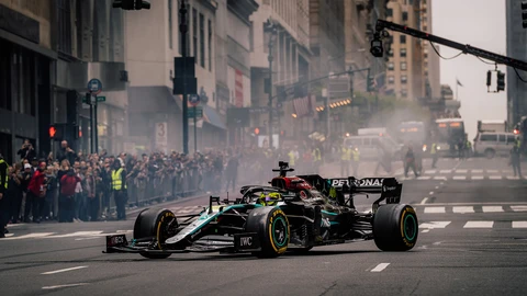 Mercedes-AMG NYC Showrun