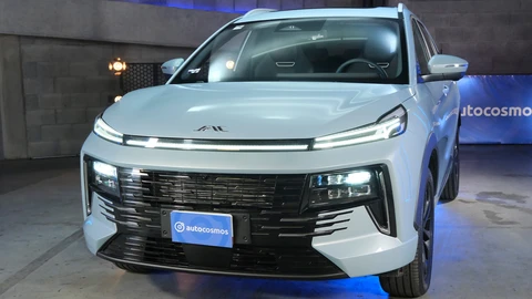 JAC 6 PHEV