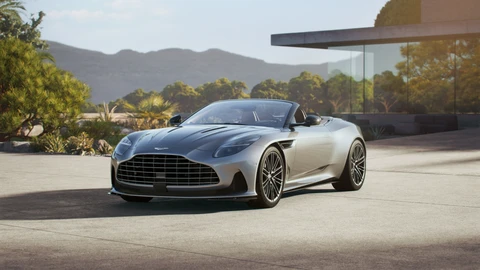 Aston Martin DB12 Volante 2024