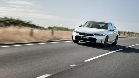 Honda Civic e:HEV 2025 facelift en Europa