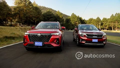 Kia Seltos 2023 VS Changan CS35 Plus Turbo 2024