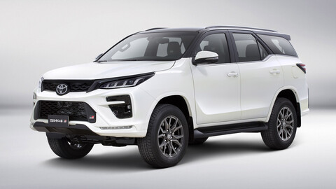 Toyota Fortuner GR-S