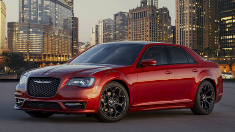 Chrysler 300 2021