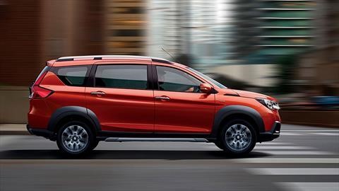 Suzuki XL7