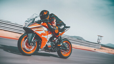 KTM RC 200 2022