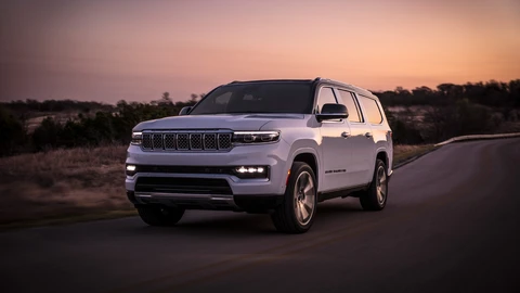 Jeep Grand Wagoneer L 2023 ya en México