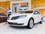 Lincoln MKS 2013 en el Concurso de la Elegancia