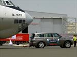 Nissan Patrol arrastrando avión de 170 toneladas