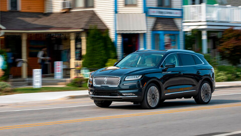 Lincoln Nautilus 2021