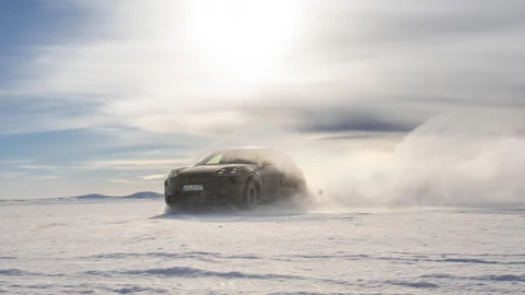 Porsche Cayenne Electric Pototipo