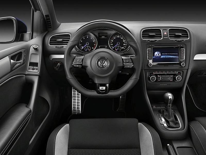 Volkswagen Golf  R20 2010