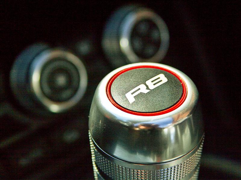Audi R8 Spyder V10 5.3 FSI quattro 2011