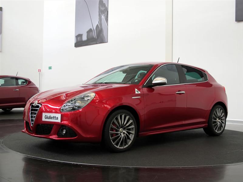 Alfa Romeo Giulietta Quadrifoglio Verde 2012