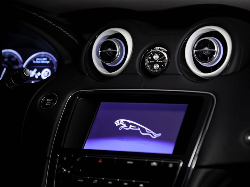 Jaguar XJ75 Platinum Concept