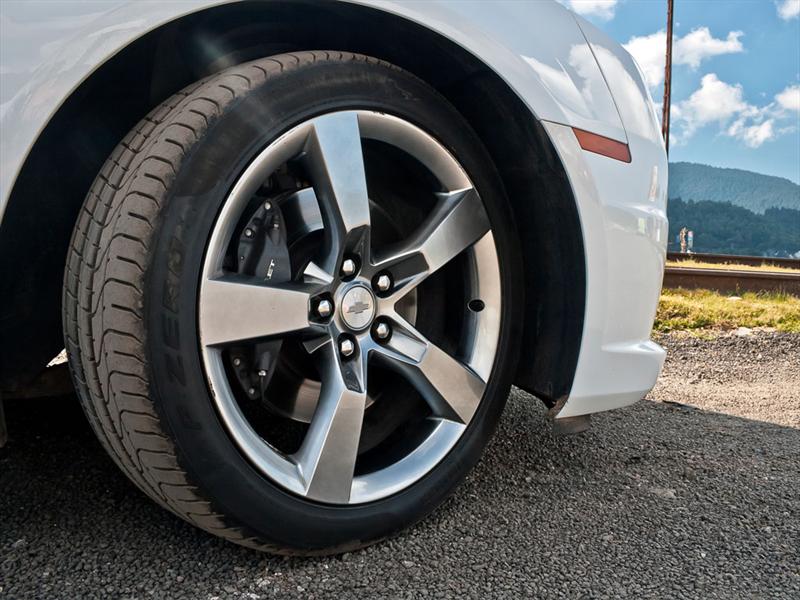 Chevrolet Camaro SS Manual 2010