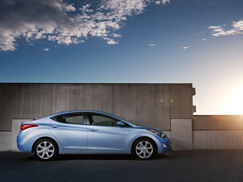 Hyundai Elantra 2011