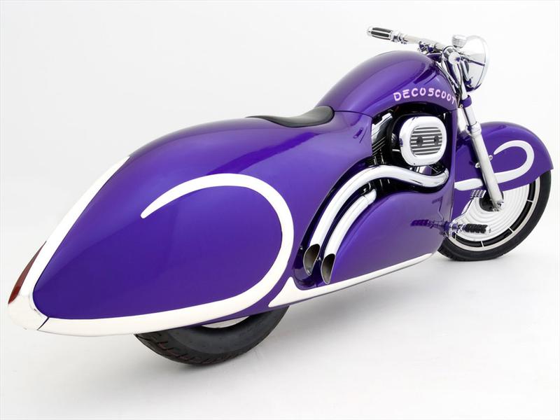 1939 Lincoln Sedan Deco Liner