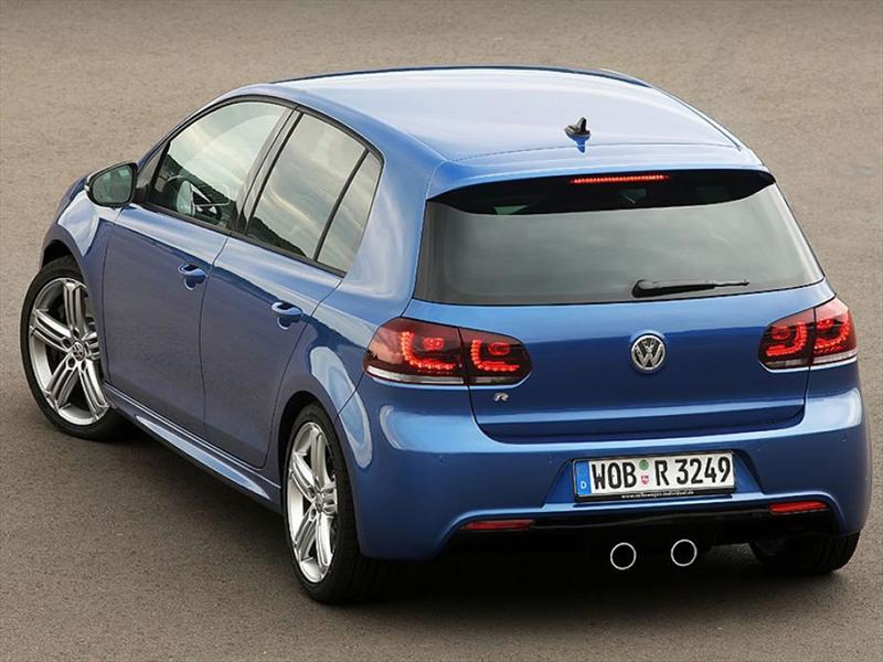 Volkswagen Golf  R20 2010
