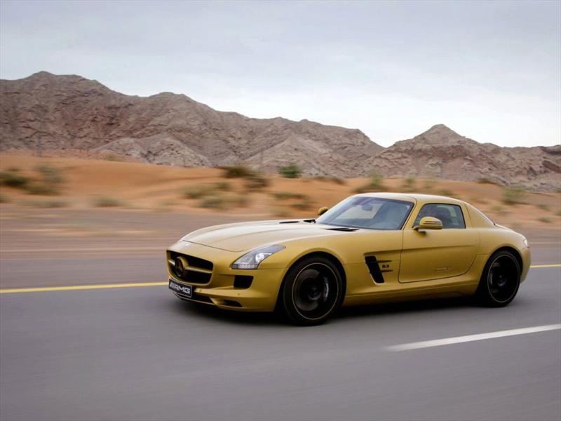 SLS AMG Gold Desert