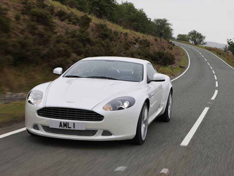 Aston Martin DB9 2010