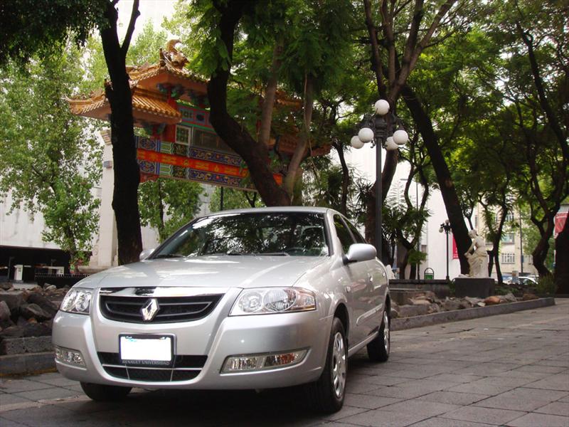 Renault Scala 2010