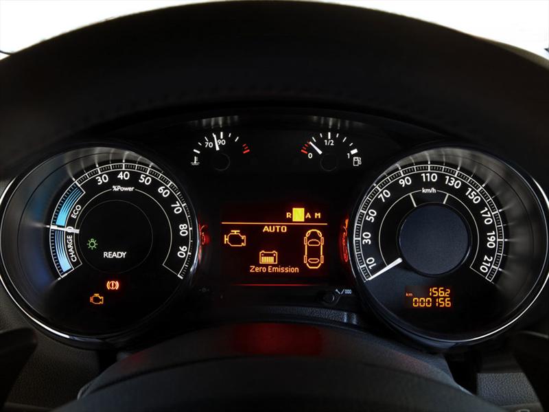 Peugeot 3008 HYbrid4