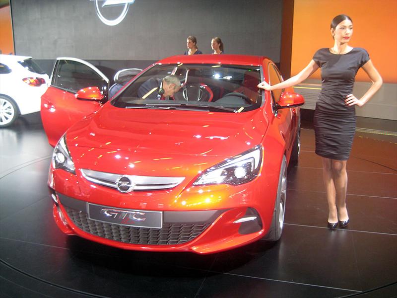 Las chicas del Salón de París 2010