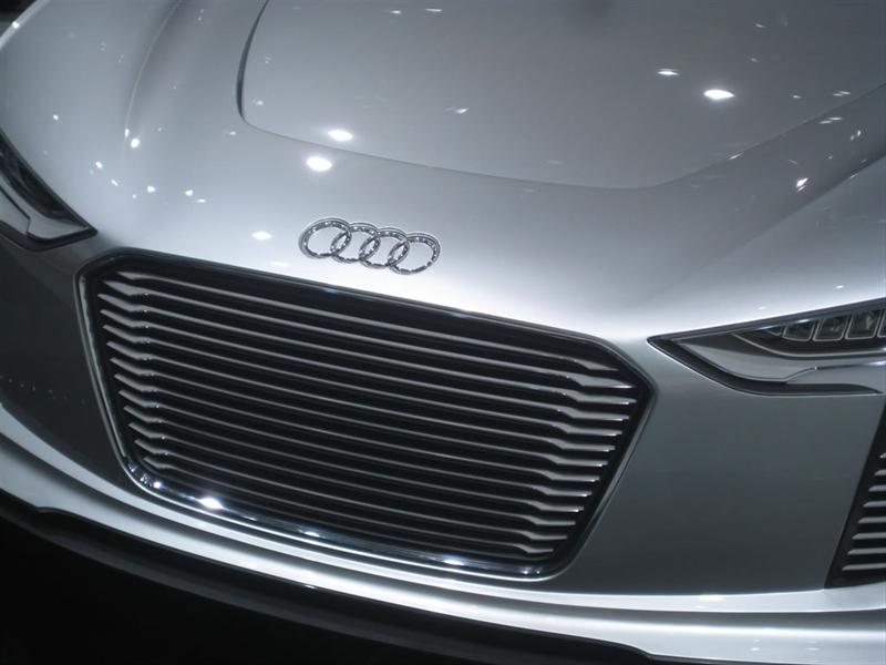 Audi E-Tron Spyder Concept