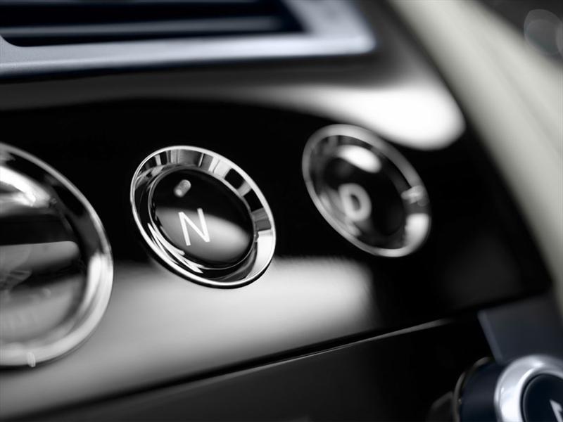 Aston Martin Virage Volante 2012