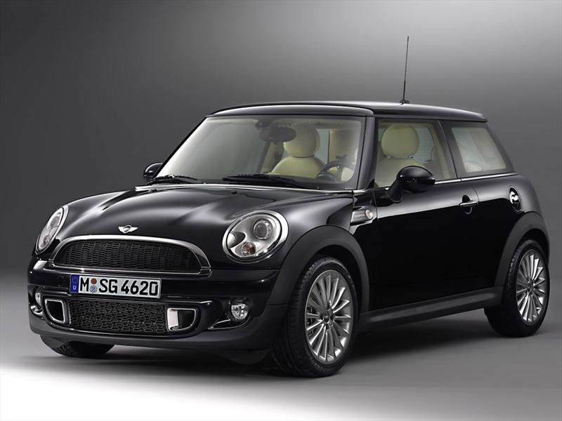 Mini inspired by Goodwood