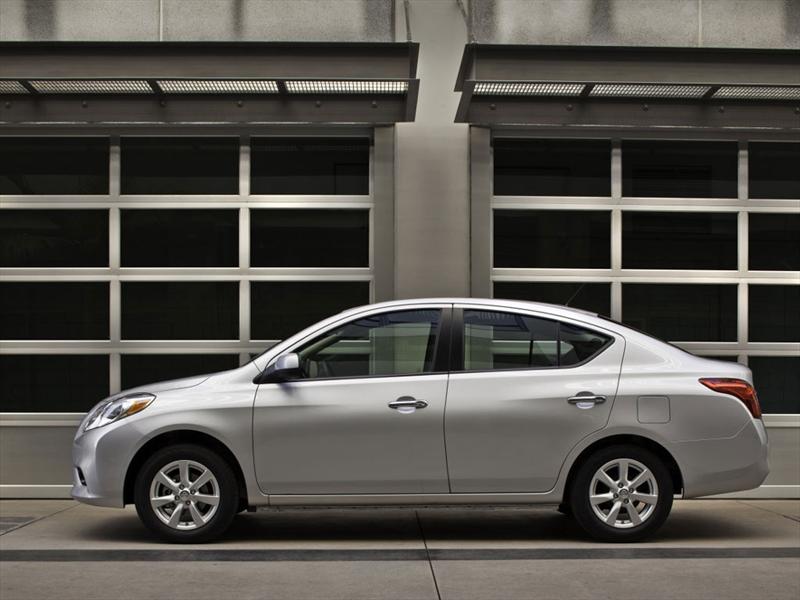 Nissan Versa 2012