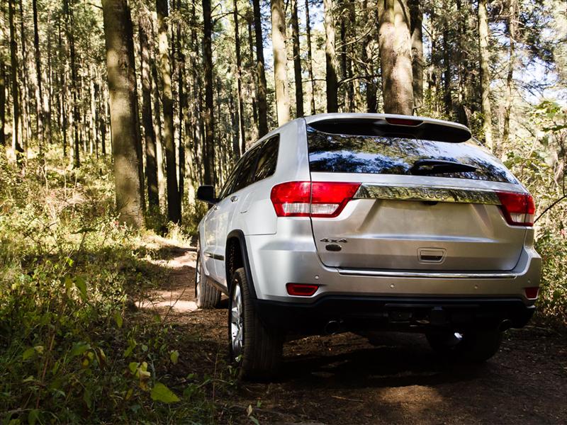 Grand Cherokee Overland 4x4 V8 HEMI 2011