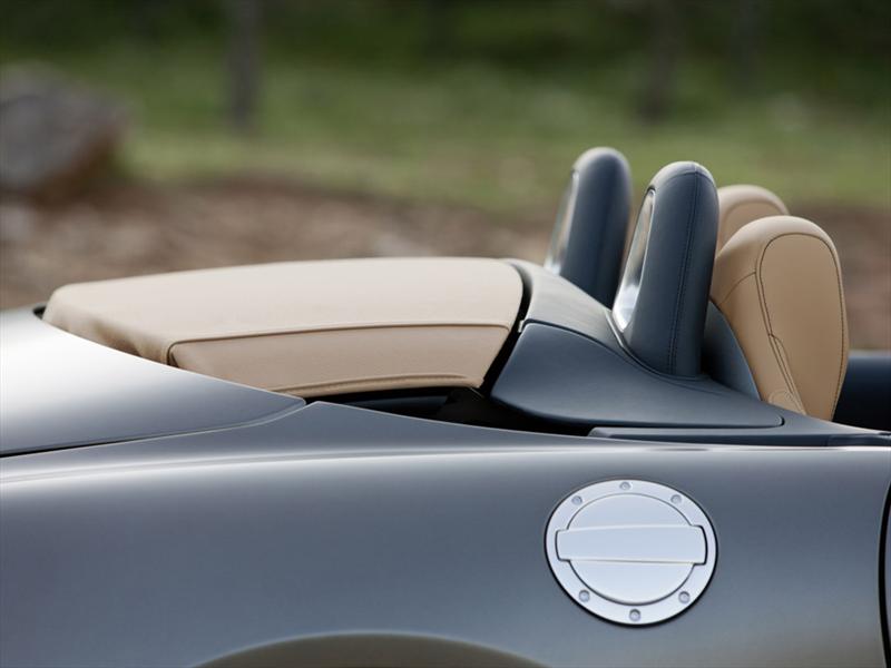 Mercedes-Benz SLS 63 AMG Roadster 2012