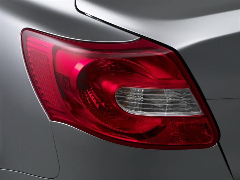 Suzuki Kizashi 2010