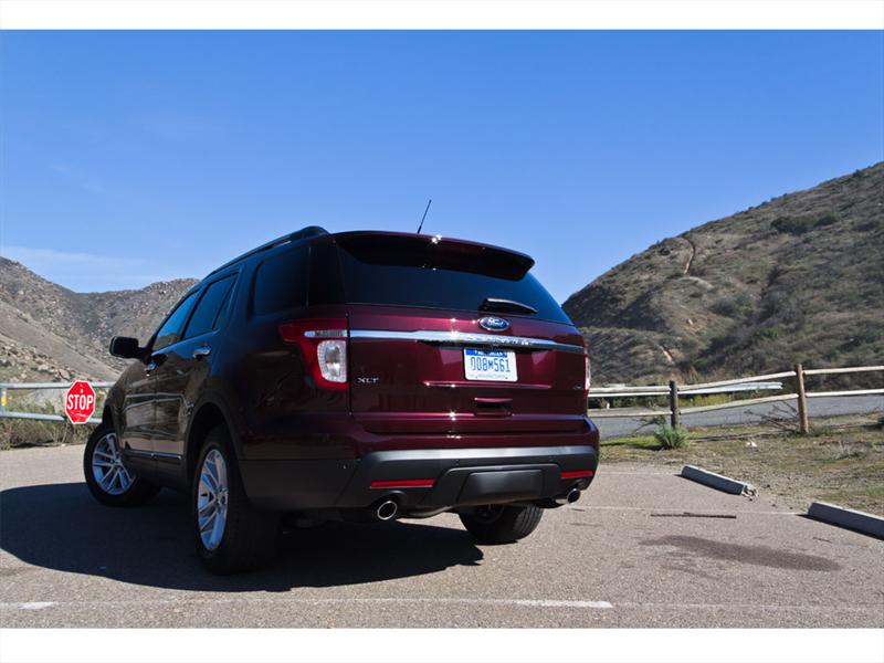 Ford Explorer 2011