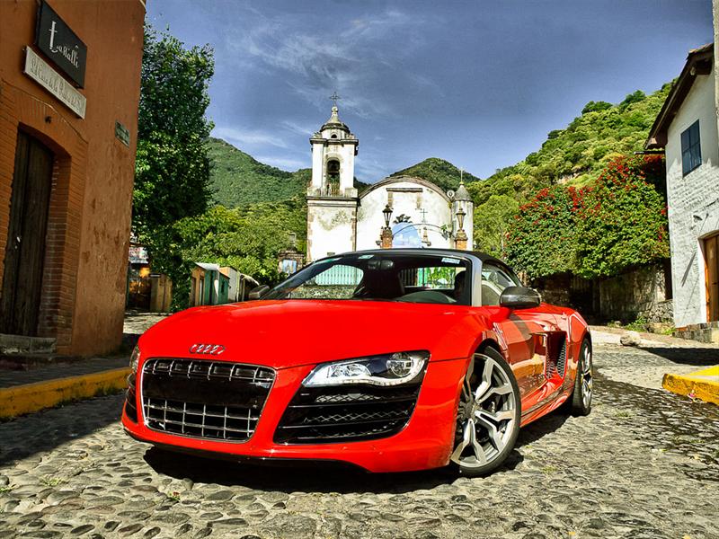 Audi R8 Spyder V10 5.3 FSI quattro 2011