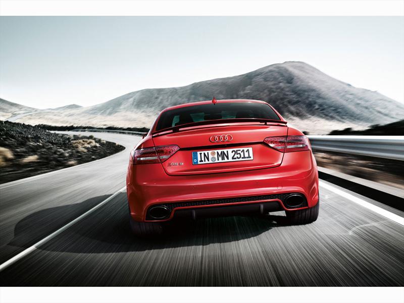 Audi RS 5 2011